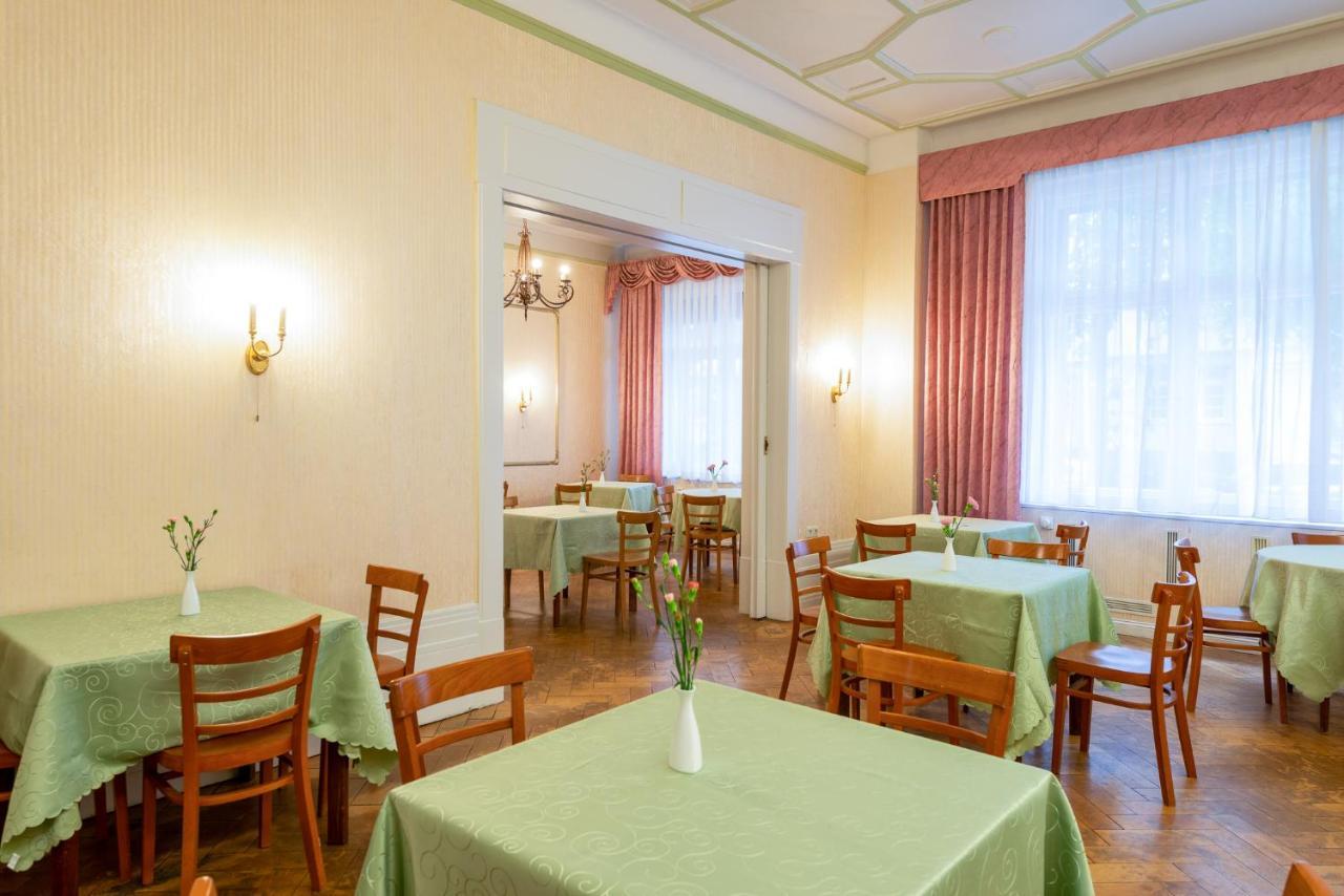 W22 Hotel Am Kurfuerstendamm Берлин Экстерьер фото
