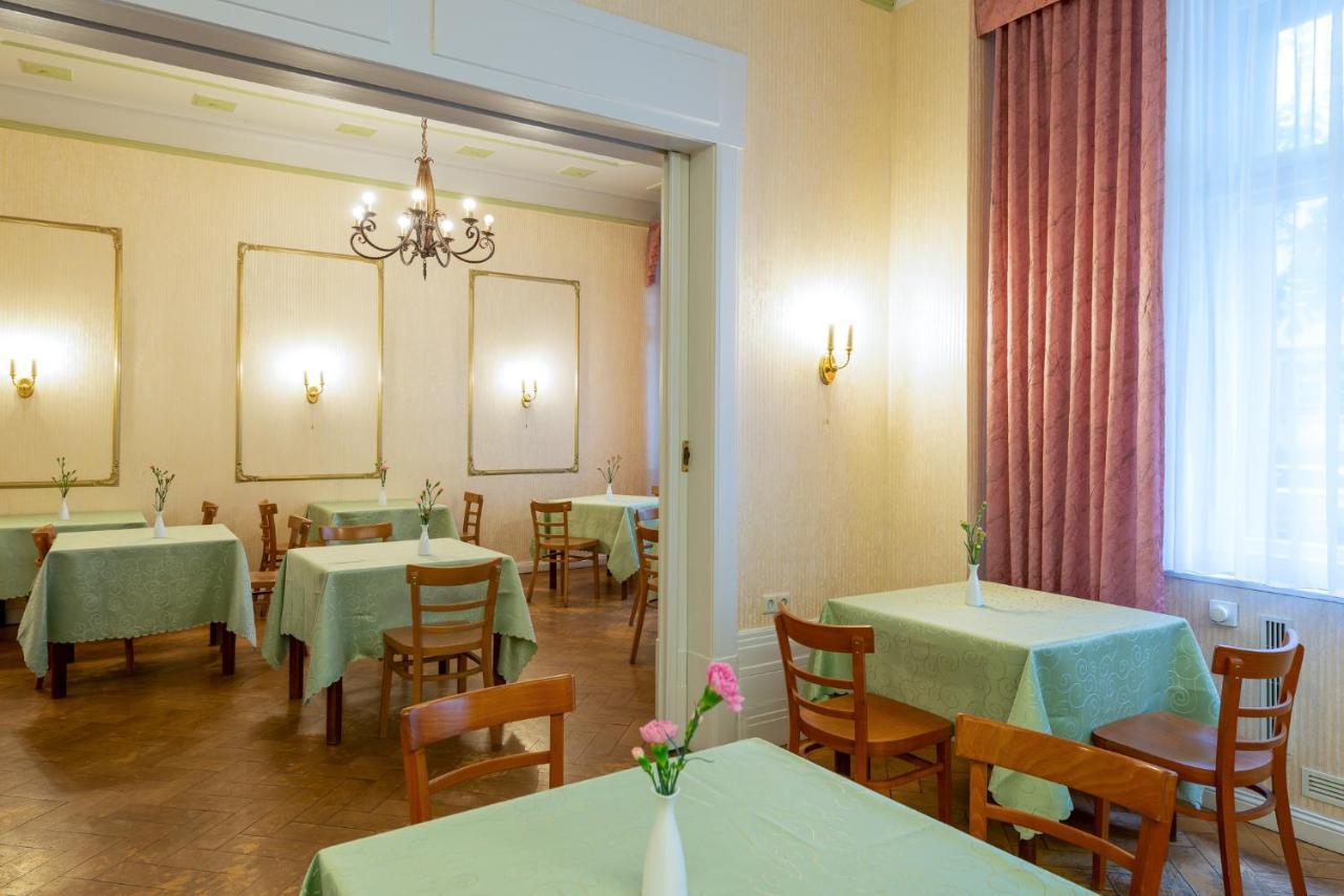 W22 Hotel Am Kurfuerstendamm Берлин Экстерьер фото