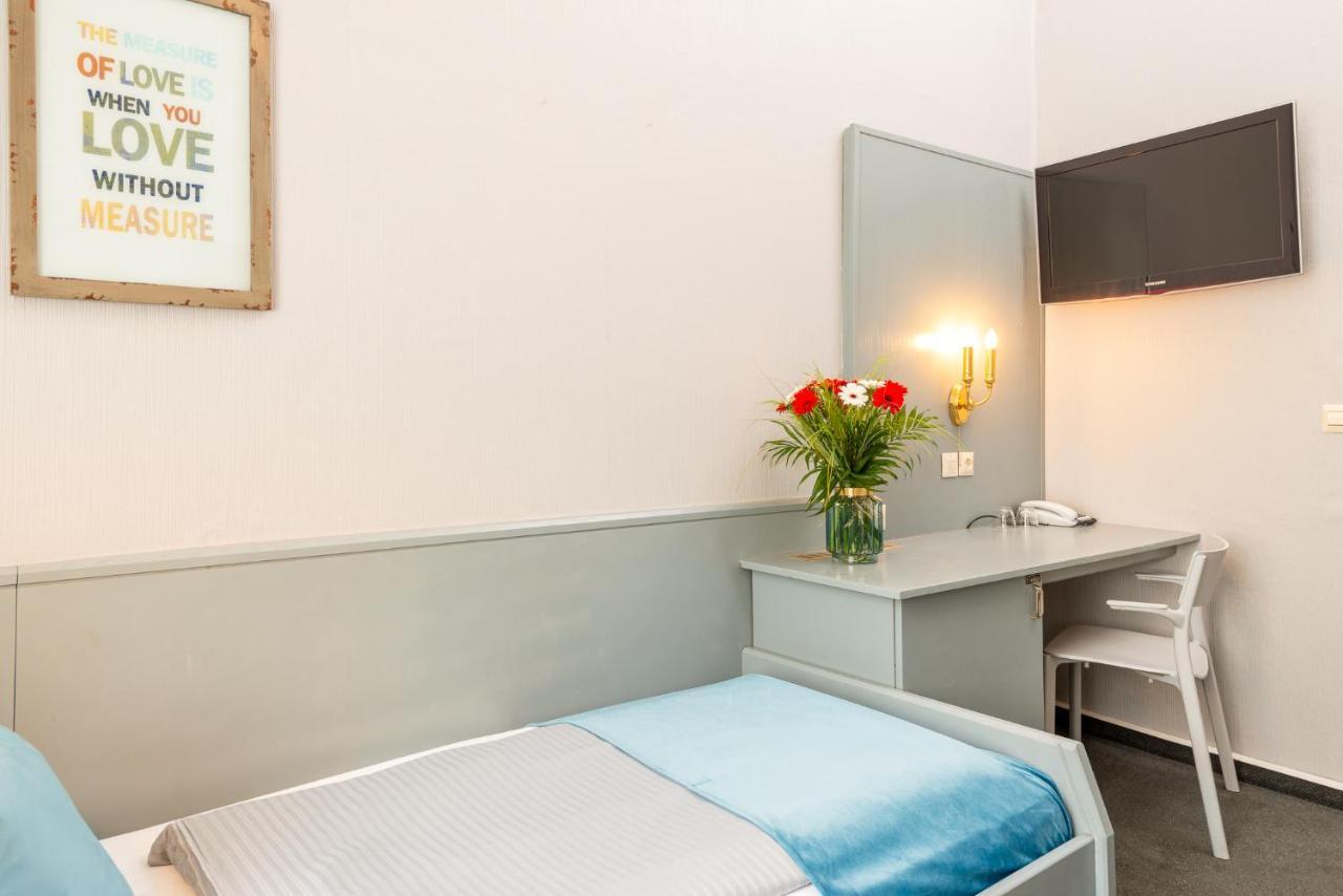 W22 Hotel Am Kurfuerstendamm Берлин Экстерьер фото