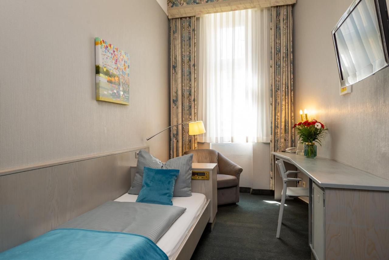 W22 Hotel Am Kurfuerstendamm Берлин Экстерьер фото